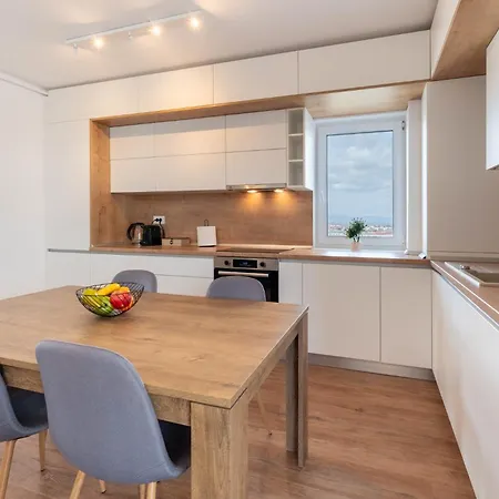 Mohost Valley - Designer With Mountain Views * Brasov