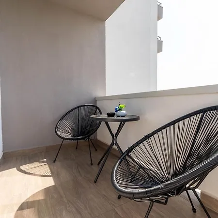 Mohost Valley - Designer With Mountain Views Brasov